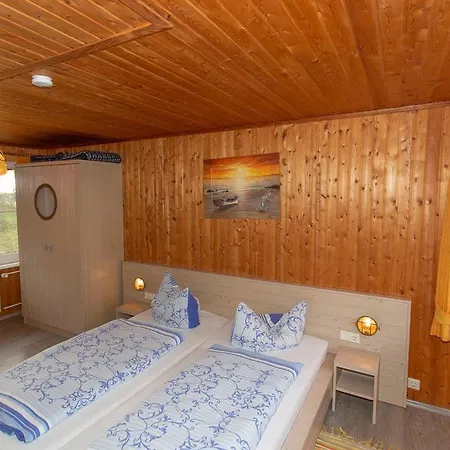 Unter Reet 45106 Holiday home Goehren (Ruegen)